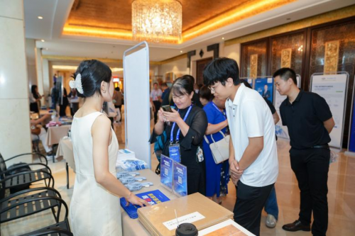 02 廣聯(lián)達深度參與第九屆中國圖學(xué)大會 描繪BIM發(fā)展新藍圖2808.png